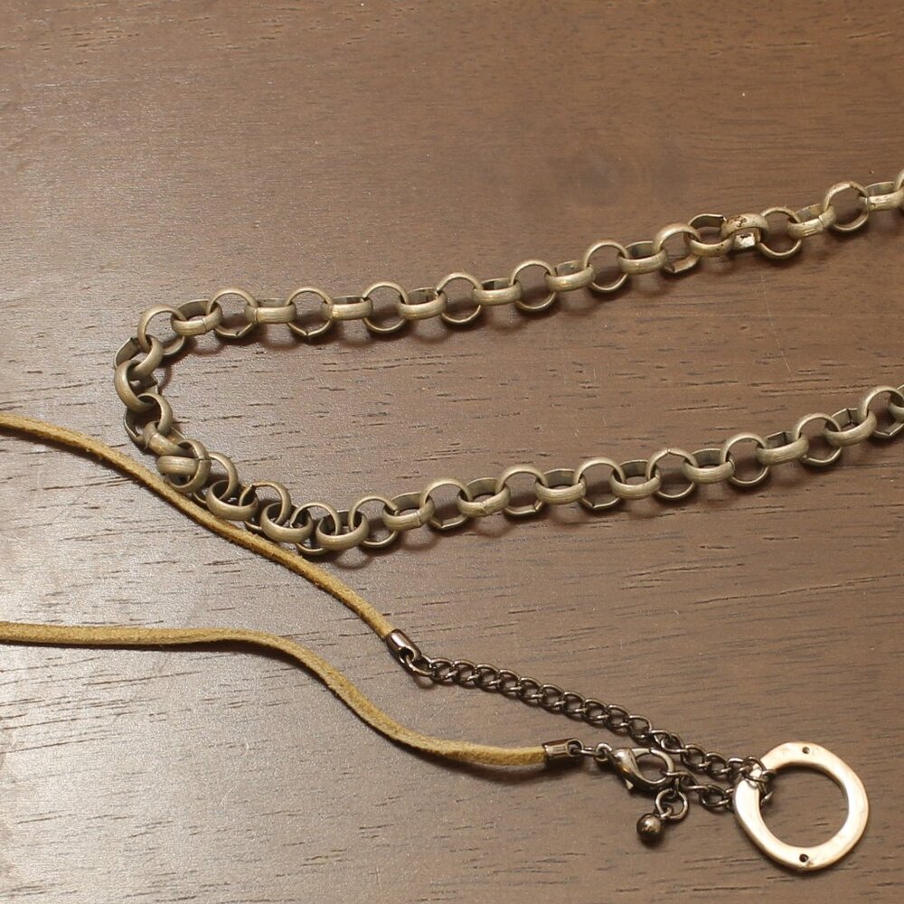 Vintage 2 necklaces 1 bracelet Lot P5